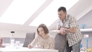 Old4K Aroused Man Convinces His Sweet Gf To Have Quick Boned