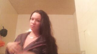 Shaving Pussy In The Shower