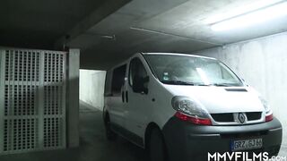 Broken Car Leads To Deep Anal Sex